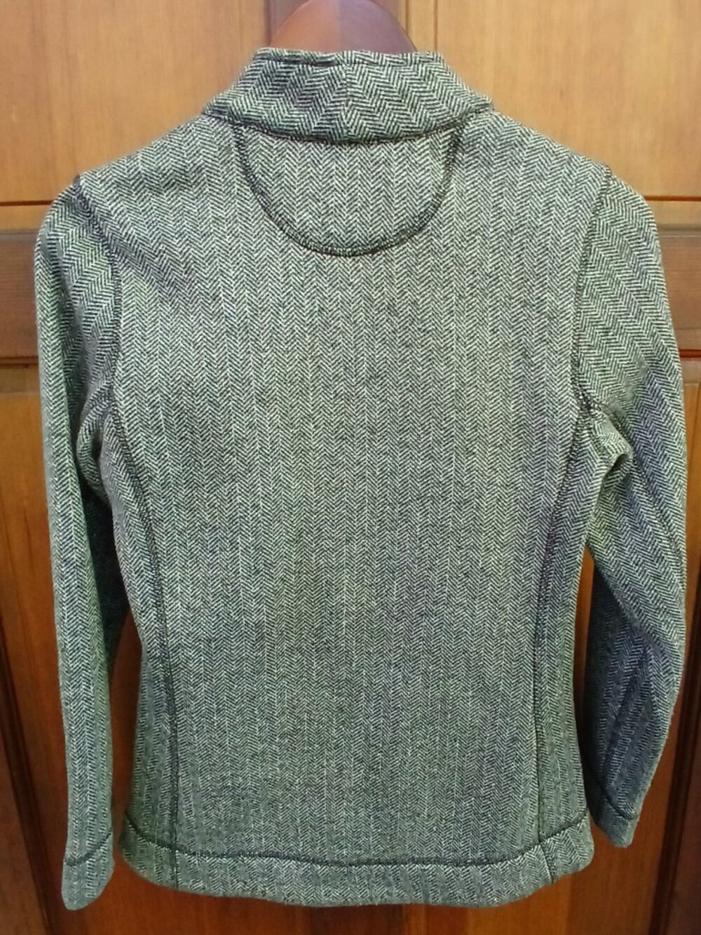 MARC NEW YORK Black & White Full Zip Herringbone Activewear jacket - Like New - Picture 7 of 11
